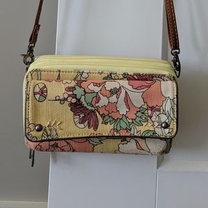 Sakroots by The Sak crossbody wallet organizer